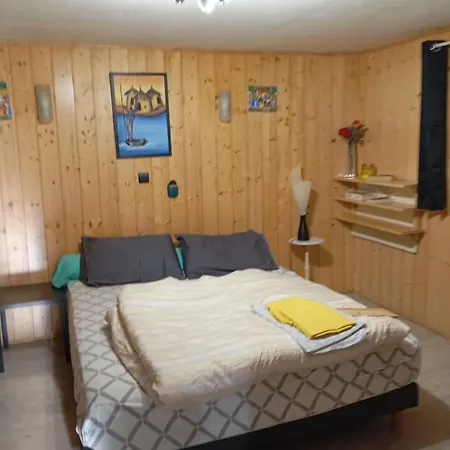 Luz Saint Sauveur Doumet *