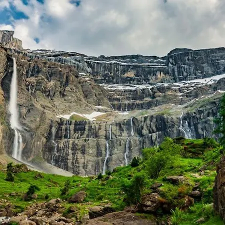 Luz Saint Sauveur Doumet